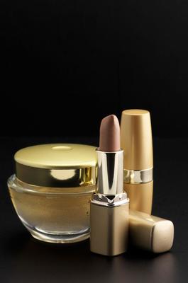 化妝品高清圖片素材 眼影與口紅的視覺盛宴